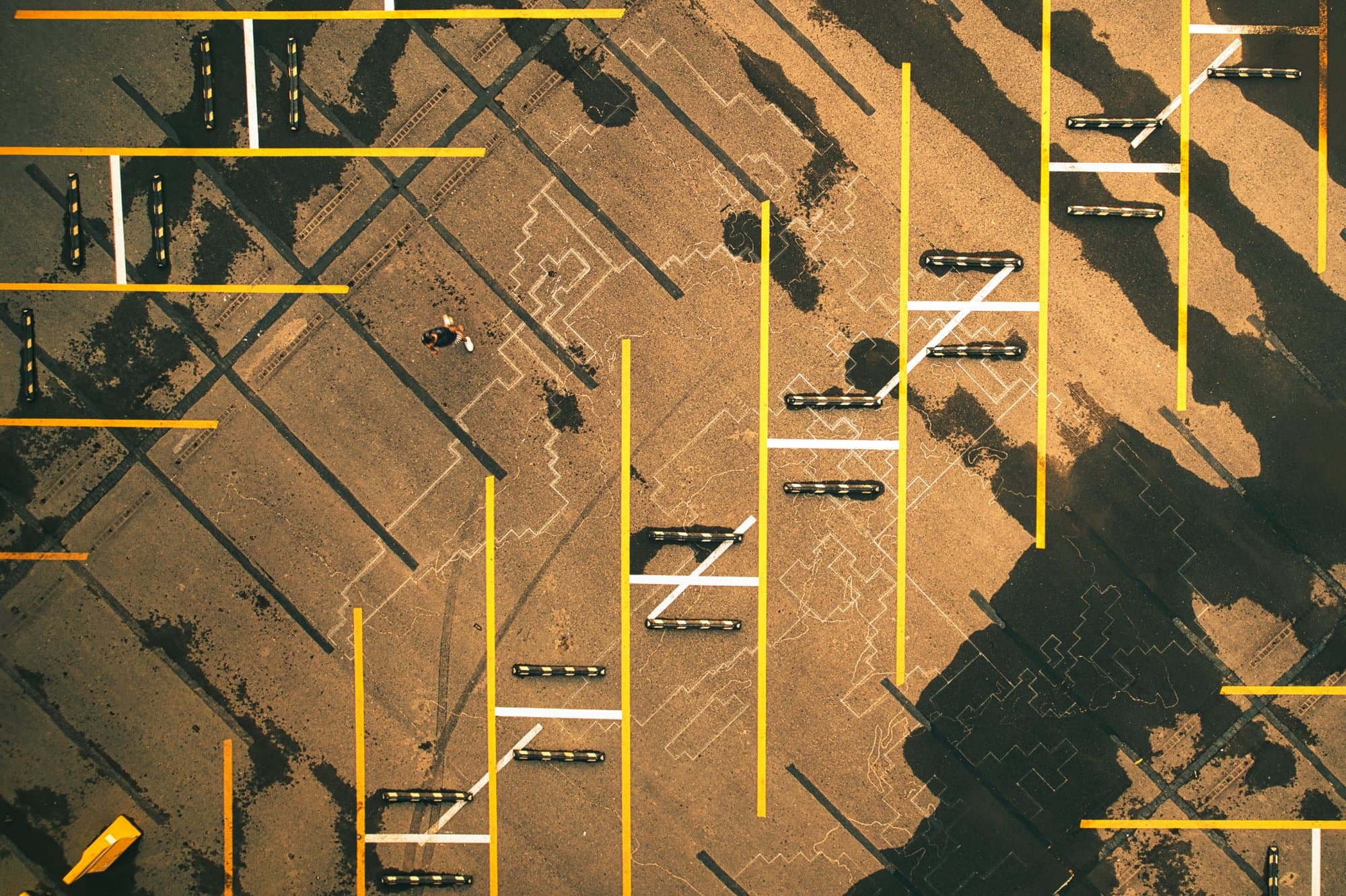 Drone photograph of expansive scenery in Jeddah, Saudi Arabia